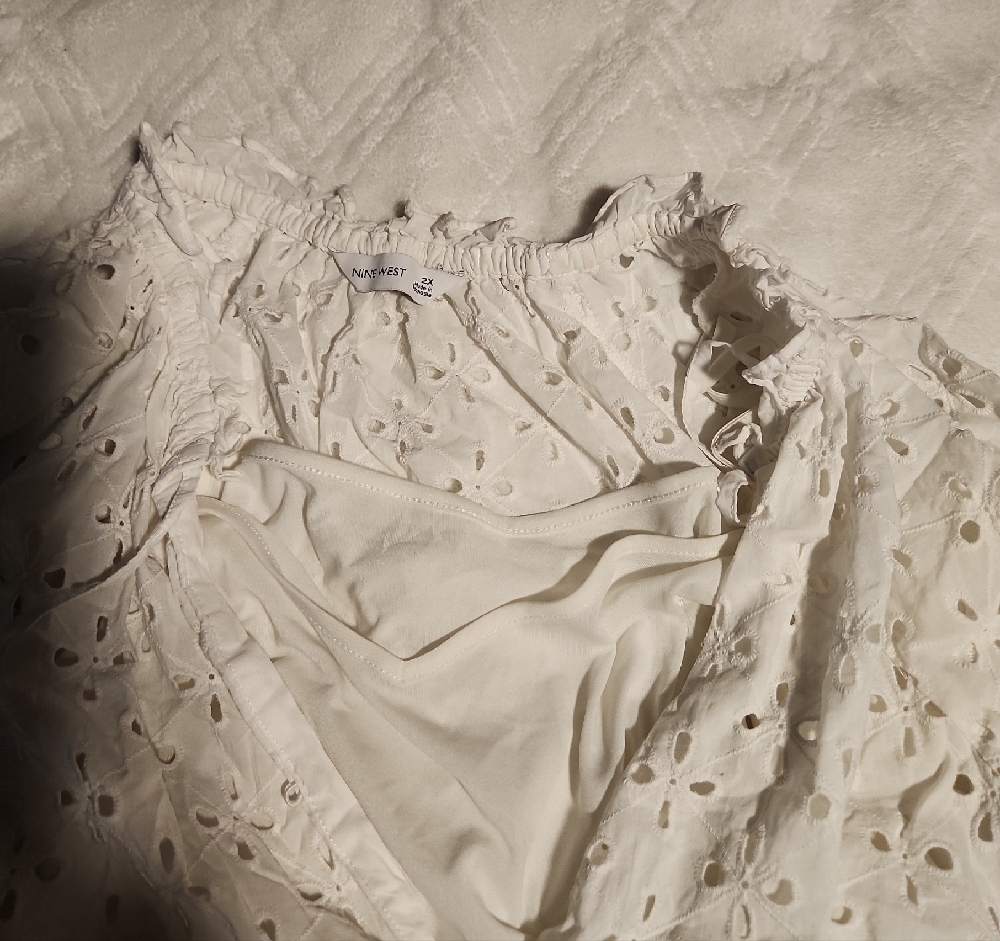 Nine West Cream Eyelet Ruffled Collar Button-Front Blouse - Picture 3 of 4